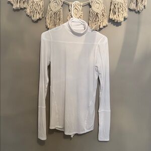 Lululemon Full Day Ahead White Long Sleeve Turtleneck